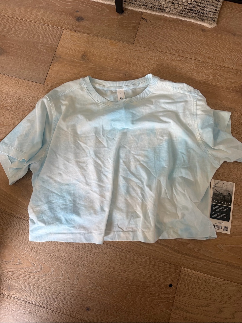 lululemon athletica Light Blue cropped Short Sleeve Tee